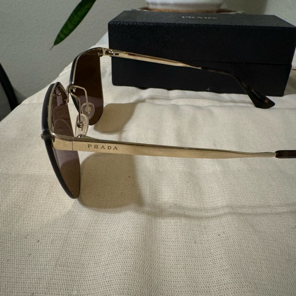 Prada Mirrored Cat Eye Sunglasses Gold - Picture 7 of 11